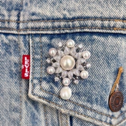Proud Pearls Brooches Crystals & Pearls